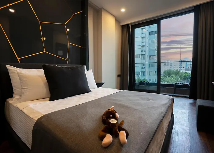 Hotel Lucky Monkey