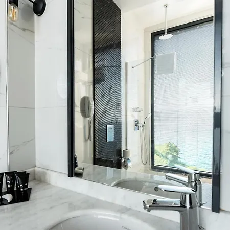 Hotel Lucky Monkey 3*