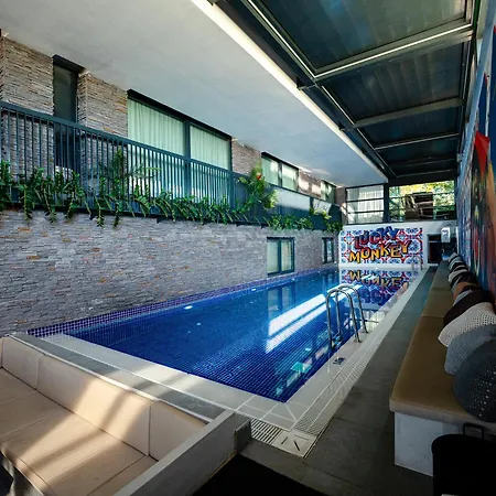 Hotell Lucky Monkey 3*