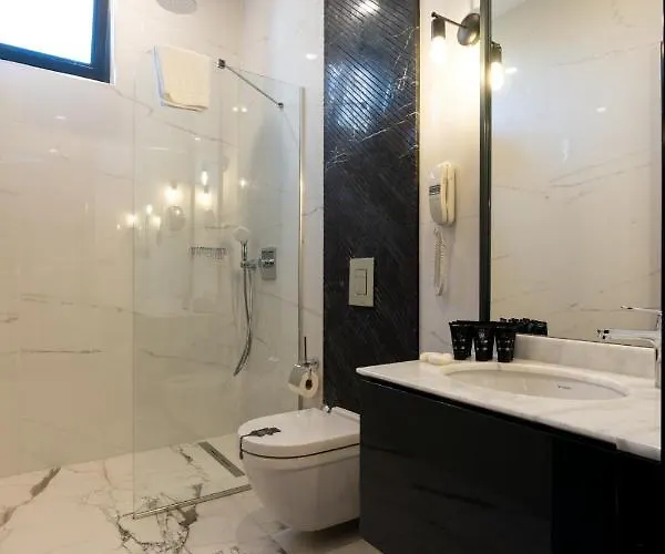 Lucky Monkey 3* אנטליה