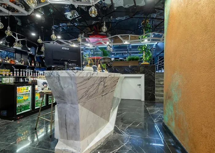 Lucky Monkey מלון אנטליה