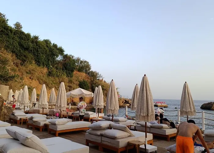 Lucky Monkey אנטליה