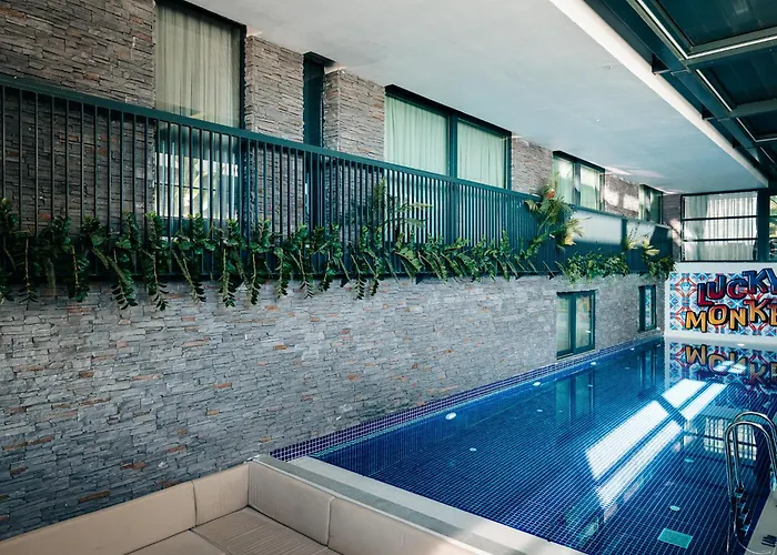 Lucky Monkey 3* אנטליה