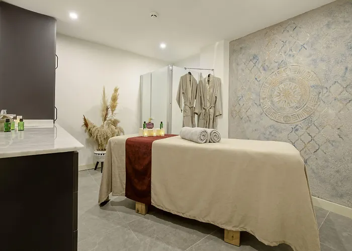 מלון Lucky Monkey